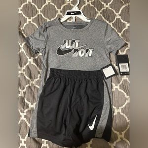 NEW with tags Nike shirt & short set. 4T